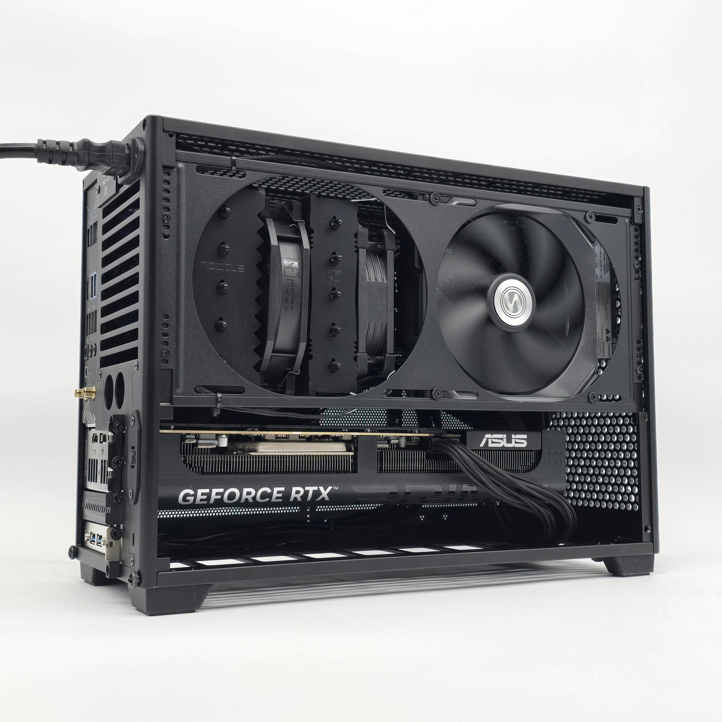 RTX 5080, Ryzen 7 9800X3D Delidded, 32GB DDR5, 2TB NVMe, Custom Mini-ITX Gaming PC NCASE M2