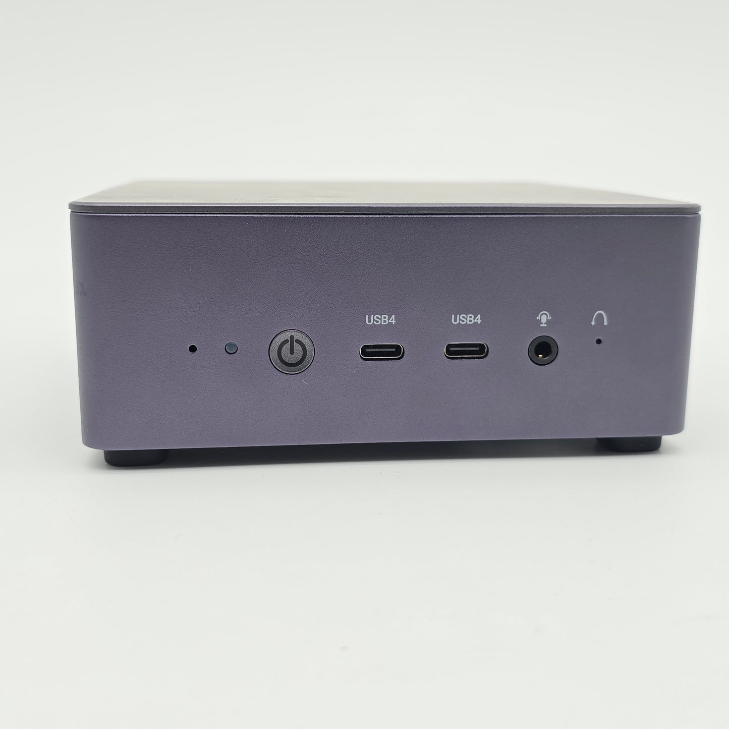 Minisforum UM790 Pro Barebone Mini PC, AMD Ryzen 9 7940HS, AMD Radeon 780M, Compact Desktop Computer