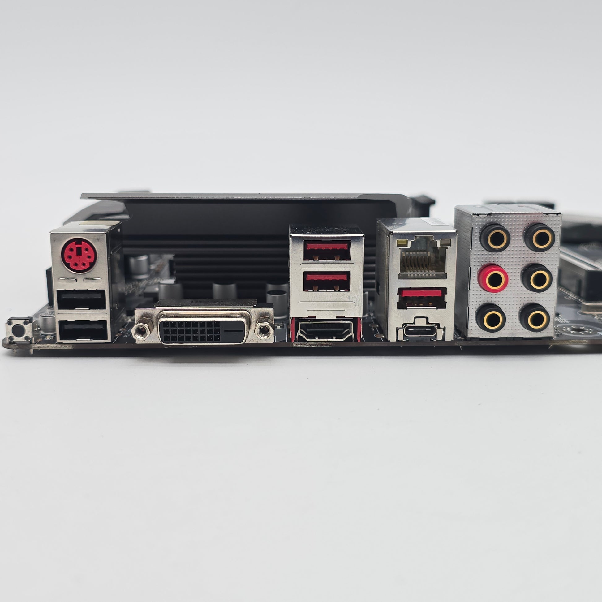 MSI B450 Tomahawk, AMD AM4 Socket ATX Gaming Motherboard