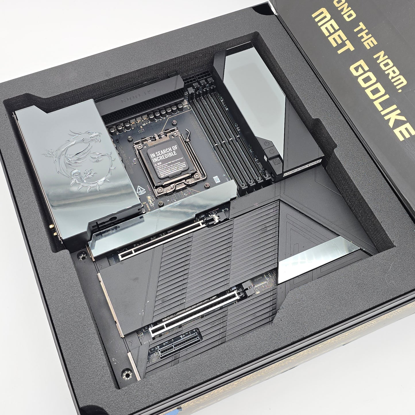 MSI MEG X870E Godlike, Socket AM5, E-ATX Desktop Gaming Motherboard