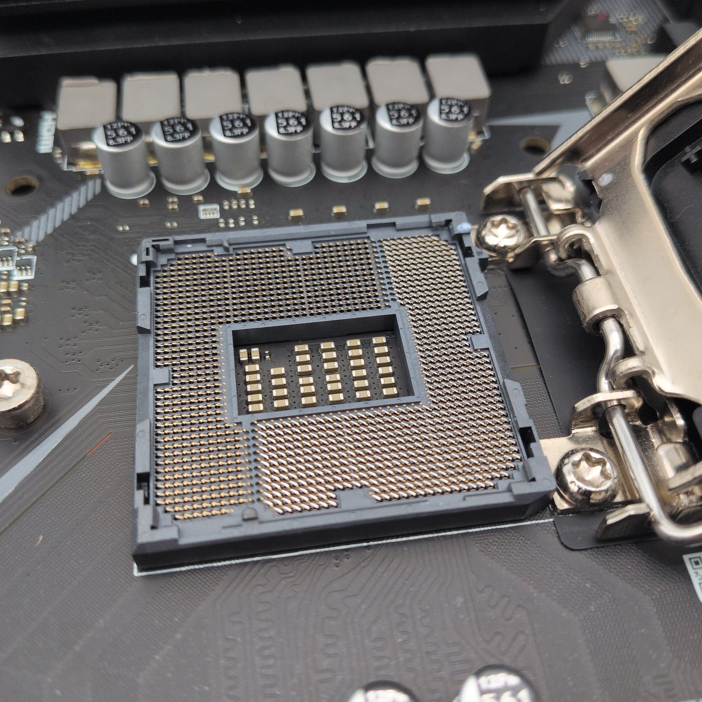 MSI MPG Z490 Gaming Edge WiFi, Intel LGA1200 Socket ATX Gaming Motherboard