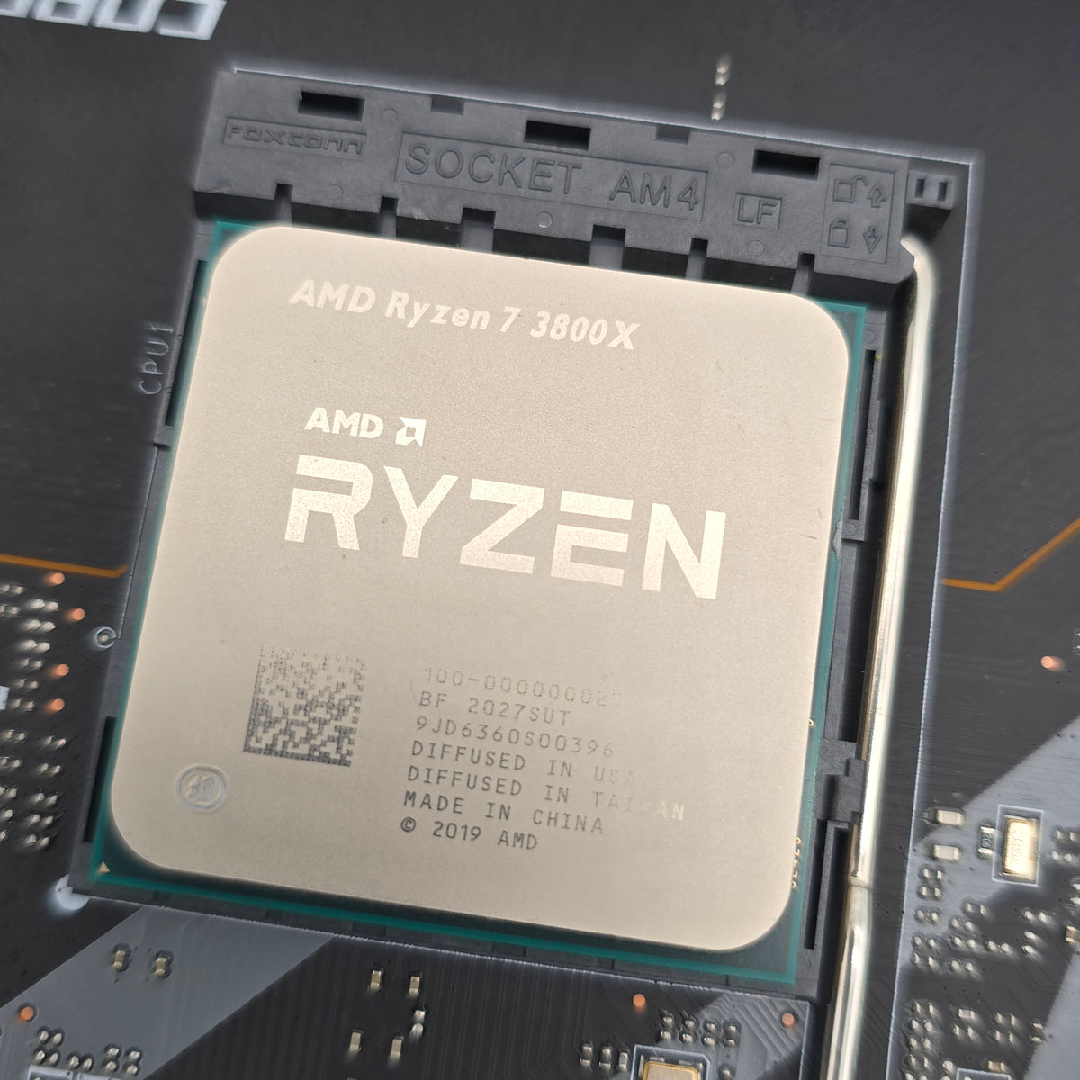 MSI X570-A Pro Motherboard, AMD Ryzen 7 3800X CPU, 32GB Corsair Vengeance LPX DDR4 Combo