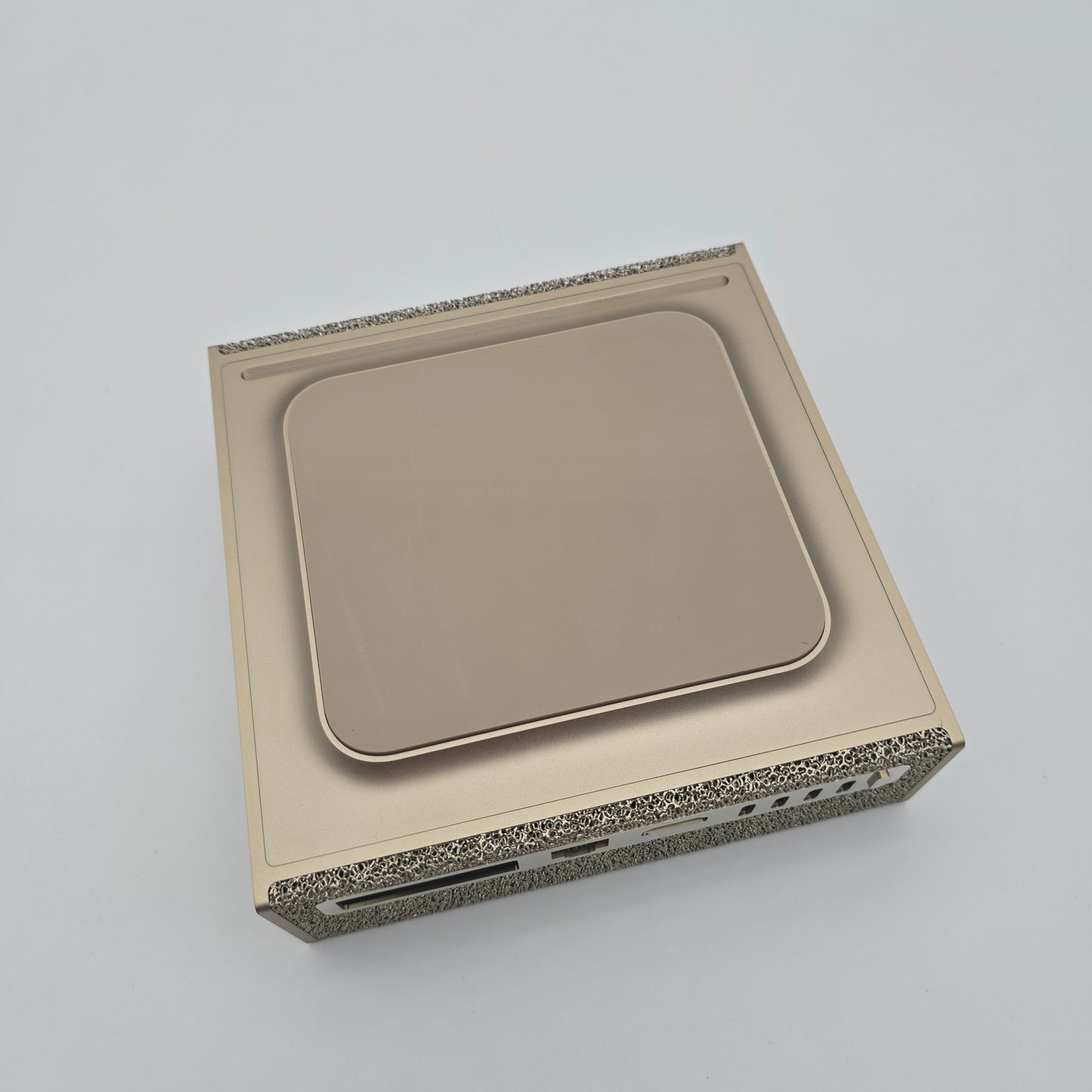 NVIDIA DGX Spark, NVIDIA GB10 Grace Blackwell Superchip, 128GB DDR5 Unified Memory, 4TB NVMe SSD, AI Supercomputer Workstation Mini PC