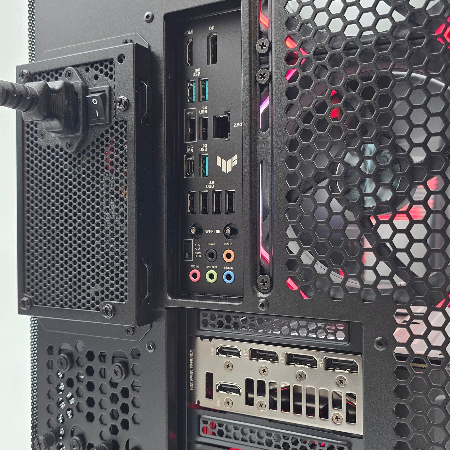 RTX 5070 Ti, Ryzen 7 9800X3D, 32GB DDR5, 2TB NVMe, Custom Liquid Cooled Lian Li ASUS TUF Gaming PC