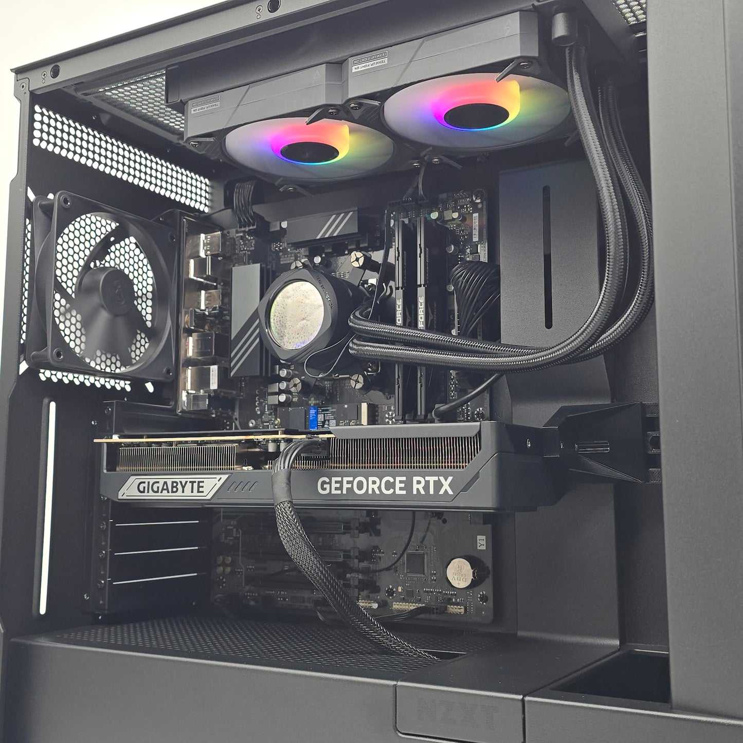 RTX 5070 Ti, Ryzen 7 9700X, 32GB DDR5, 2TB NVMe, Custom NZXT Prebuilt Gaming PC