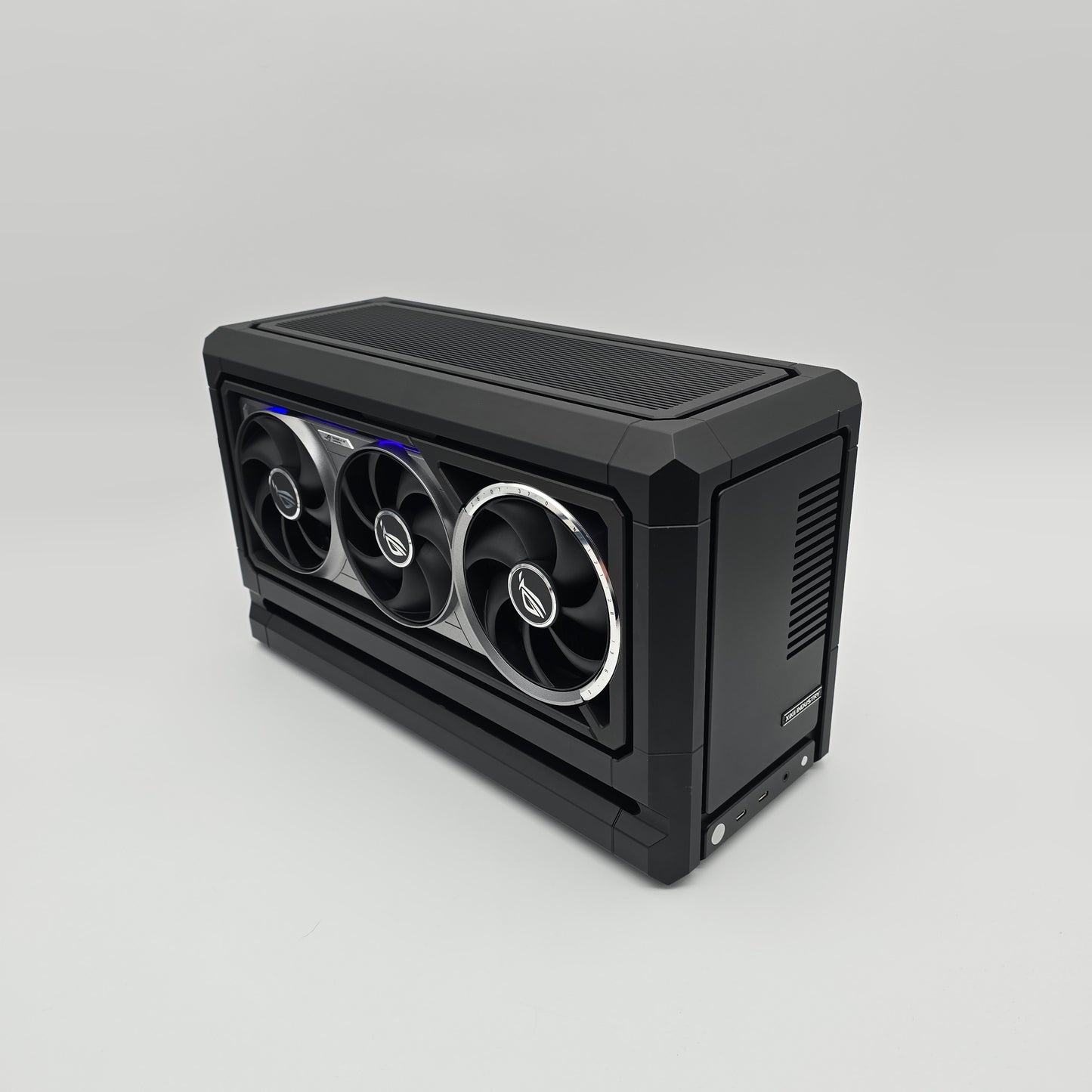 NVIDIA RTX 5090 ASTRAL, Ryzen 9 9950X3D, 64GB DDR5, 4TB Gen 5 NVMe, XiKii Industry FF07 Custom Build Gaming PC