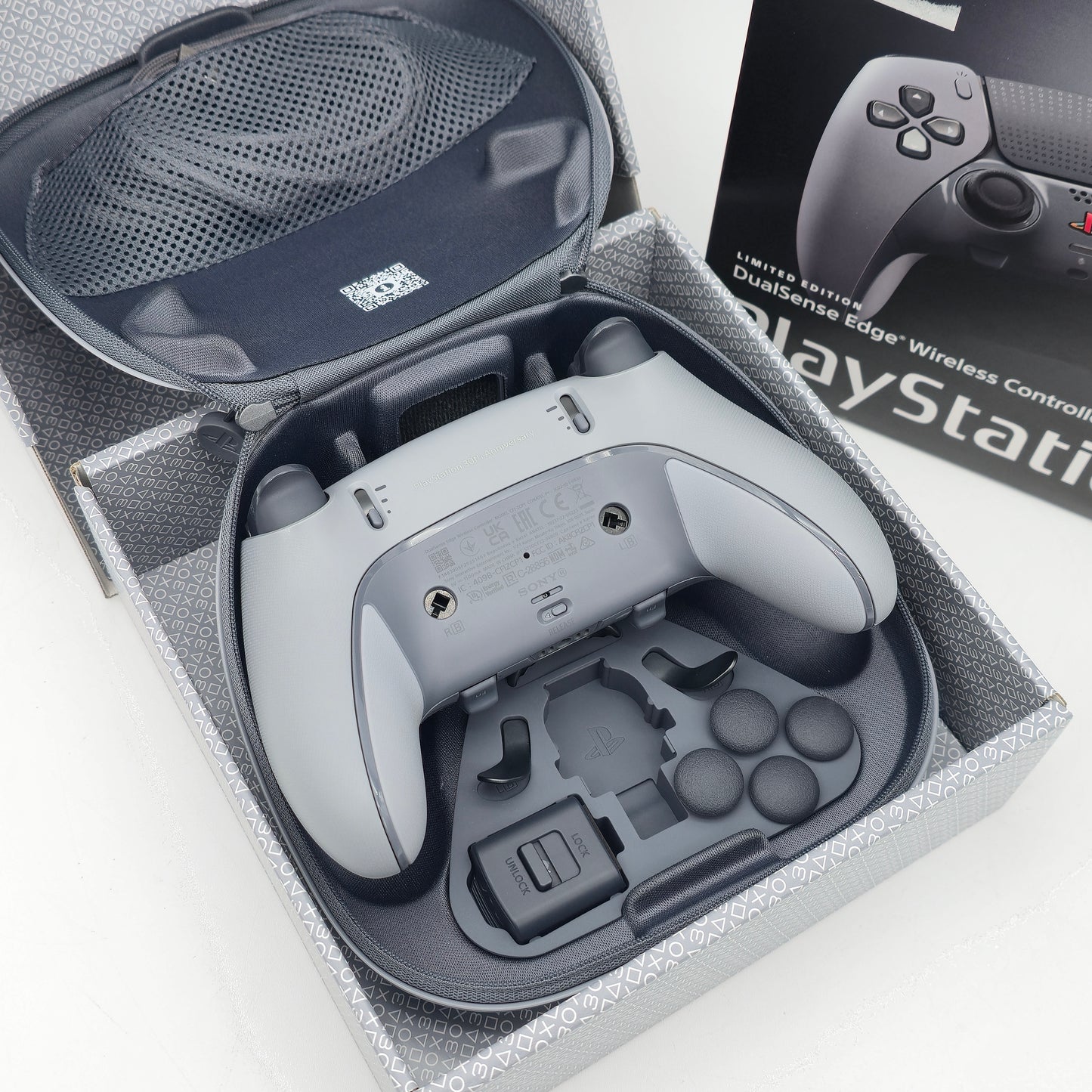 Playstation Dualsense Edge Wireless Controller Limited Edition 30th Anniversary
