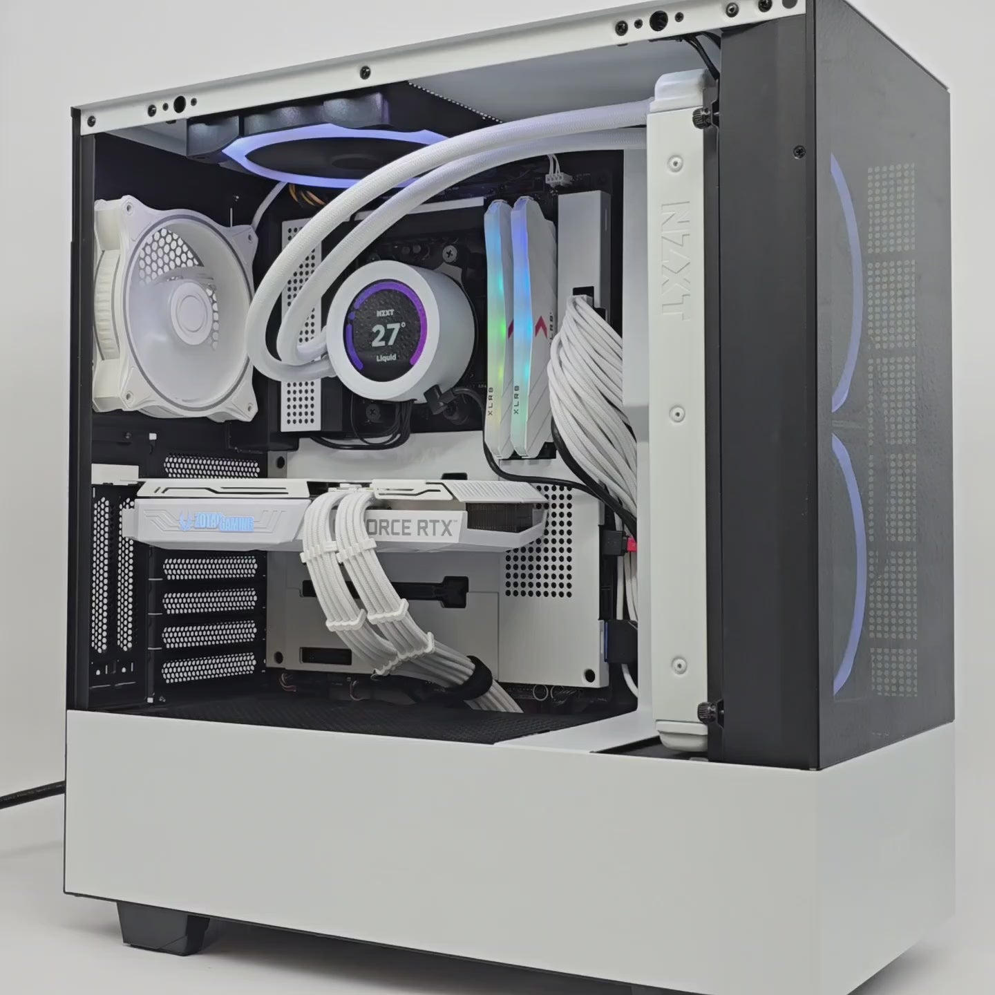 RTX 3070, Ryzen 7 5700X3D, 32GB RAM, Kraken LCD, Custom White