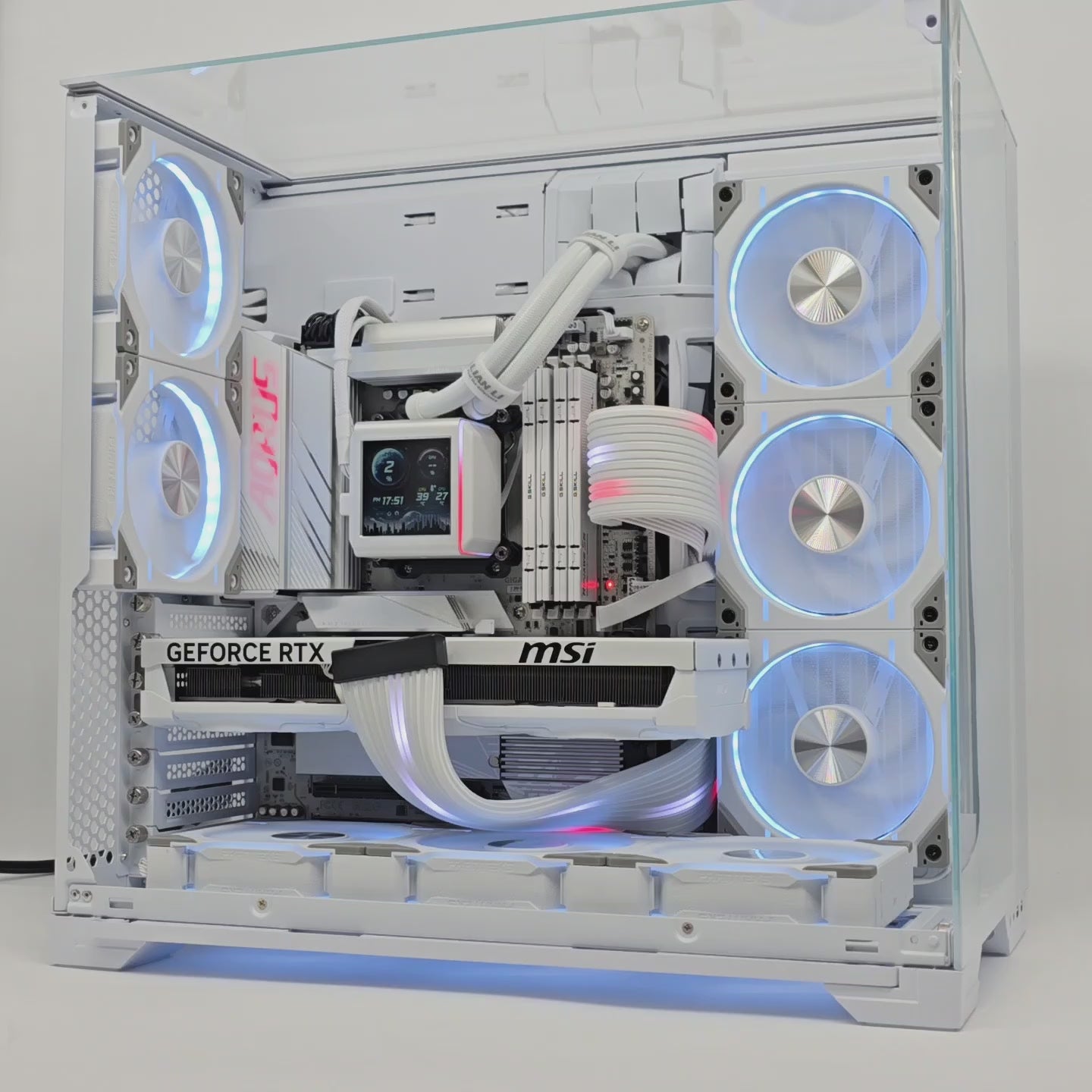 RTX 5080, Ryzen 9800X3D, 64GB DDR5, 4TB NVMe, Custom White Liquid