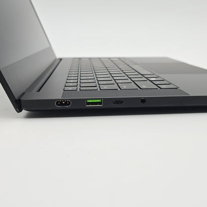 Razer Blade 14, RTX 3070, AMD Ryzen 9 5900HX, 16GB DDR4, 1TB NVMe, 14" 1440p 165Hz, Windows Gaming Laptop