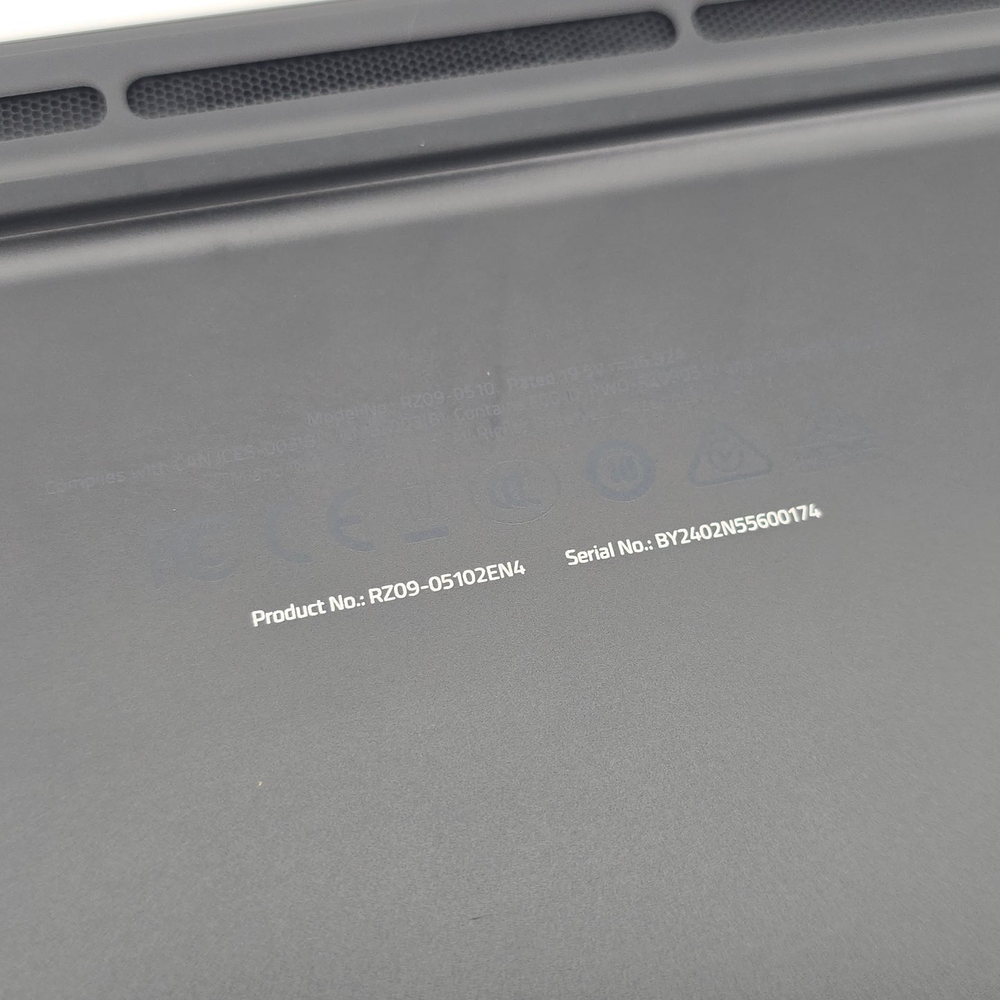 Razer Blade 16 OLED, NVIDIA RTX 4090, Intel Core i9-14900HX, 240Hz QHD+, 32GB DDR5 Gaming Laptop