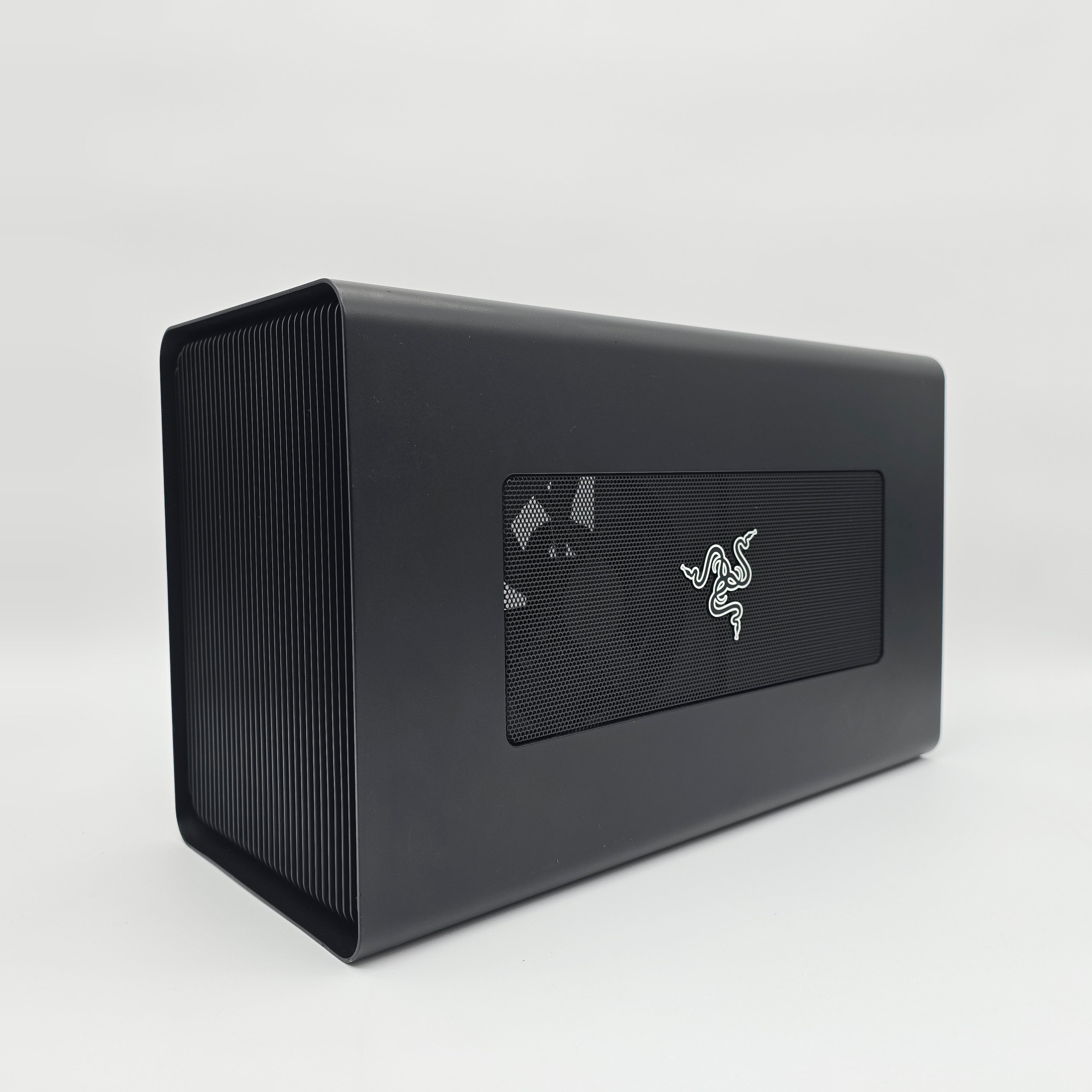 Razer Core X Chroma eGPU, Aluminum External GPU Enclosure w/ Thunderbo ...