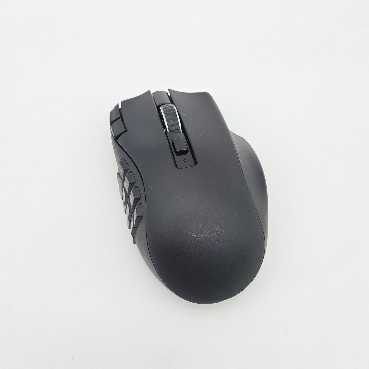 Razer Naga V2 HyperSpeed Wireless MMO Gaming Mouse, Ergonomic 19-Button Programmable Peripheral