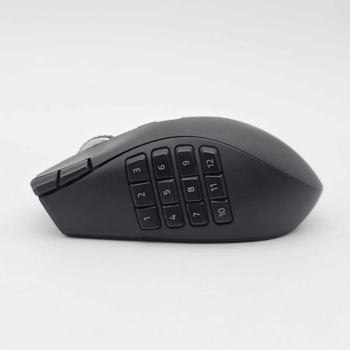 Razer Naga V2 HyperSpeed Wireless MMO Gaming Mouse, Ergonomic 19-Button Programmable Peripheral