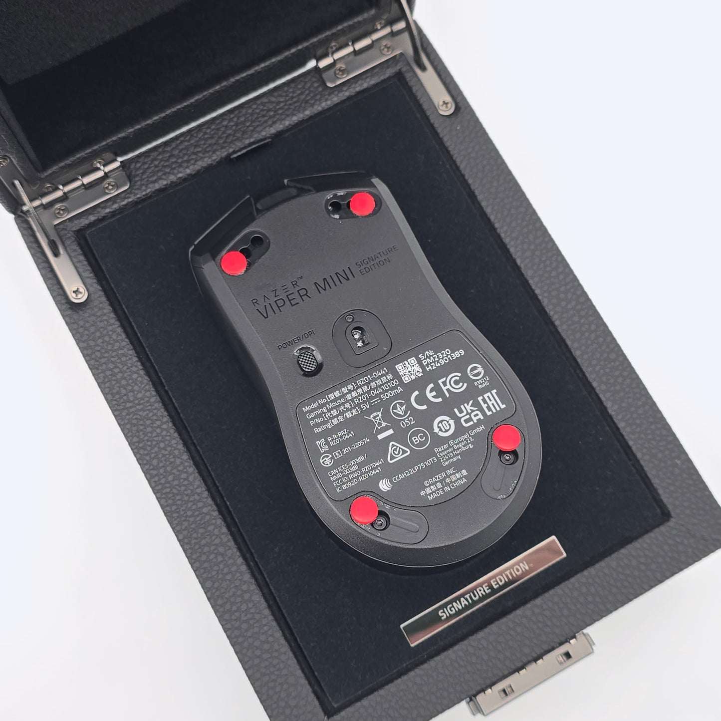 Razer Viper Mini Signature Edition Black with X-Raypad Jade Dot Skates