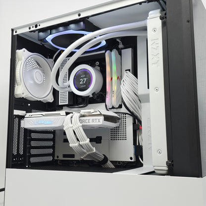 RTX 3070, Ryzen 7 5700X3D, 32GB RAM, Kraken LCD, Custom White Gaming PC