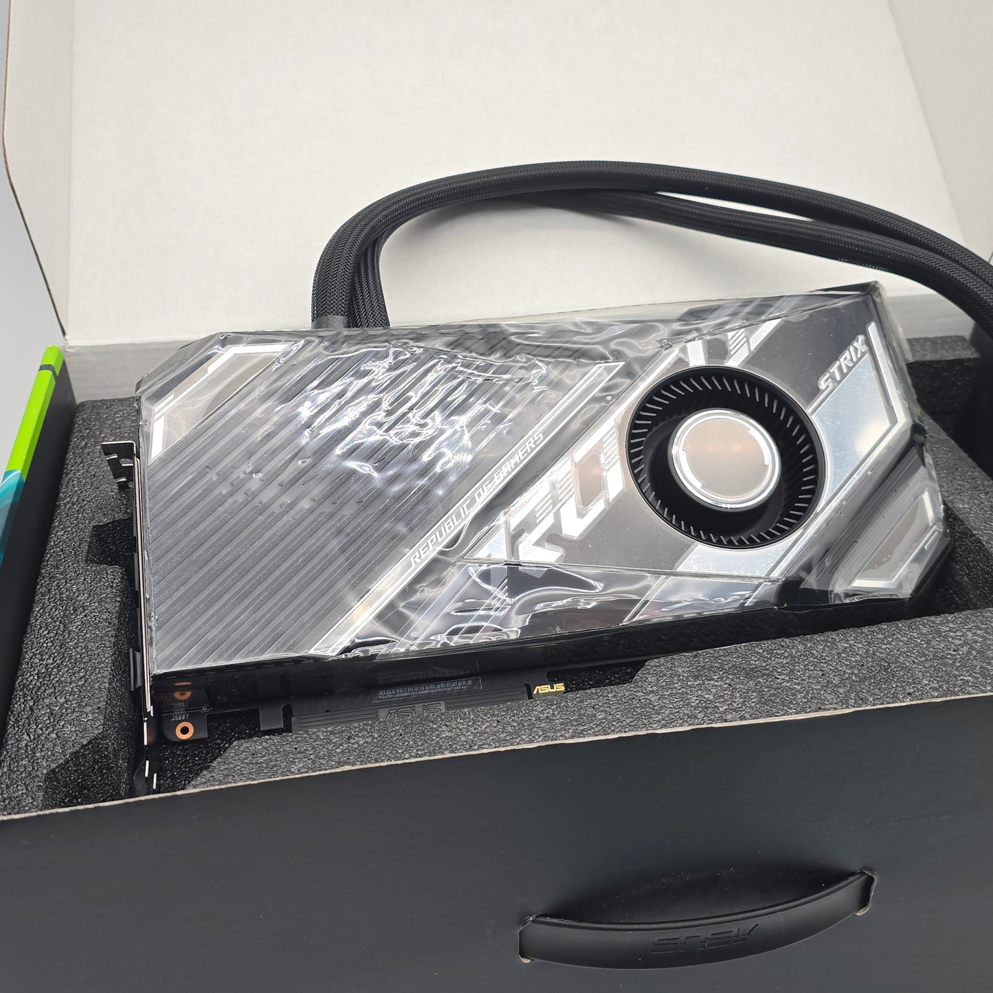 RTX 3090 Ti ASUS ROG STRIX OC LC 24GB AIO, NVIDIA Gaming Graphics Card GPU