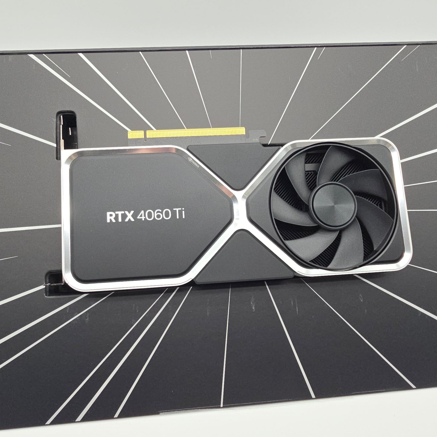 RTX 4060 Ti Founders Edition FE 8GB, NVIDIA Gaming Graphics Card GPU