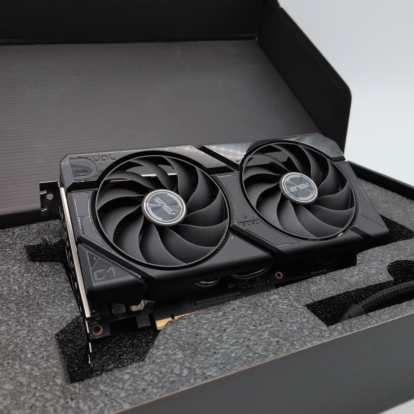 RTX 4070 Super ASUS Dual OC 12GB, NVIDIA Gaming Graphics Card GPU