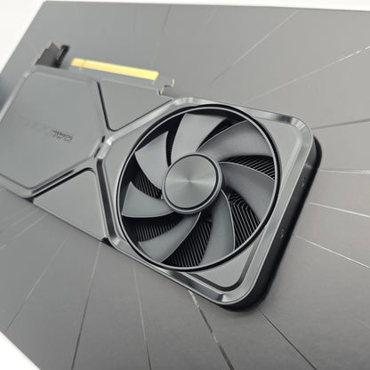 RTX 4070 Super FE Founders Edition 12GB, NVIDIA Gaming Graphics Card GPU