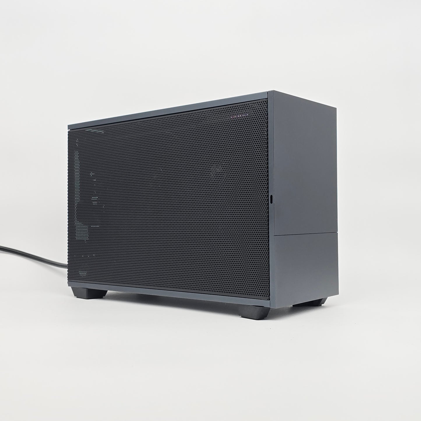 RTX 4070 Ti Super, Intel i5-13600K, 32GB DDR5, Mini-ITX Custom Liquid Cooled Gaming PC
