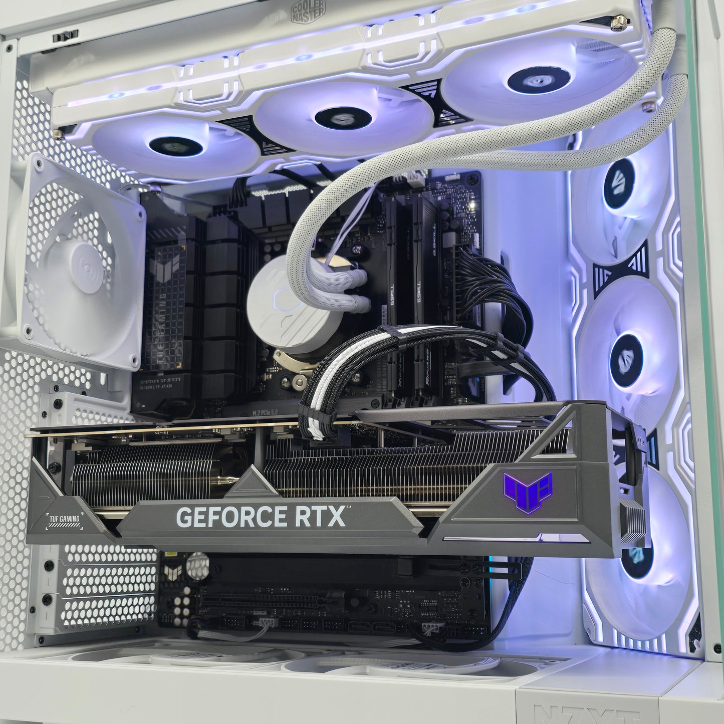RTX 4080 Super, 7800X3D, 32GB DDR5, 3TB, Custom White Liquid Cooled Gaming PC