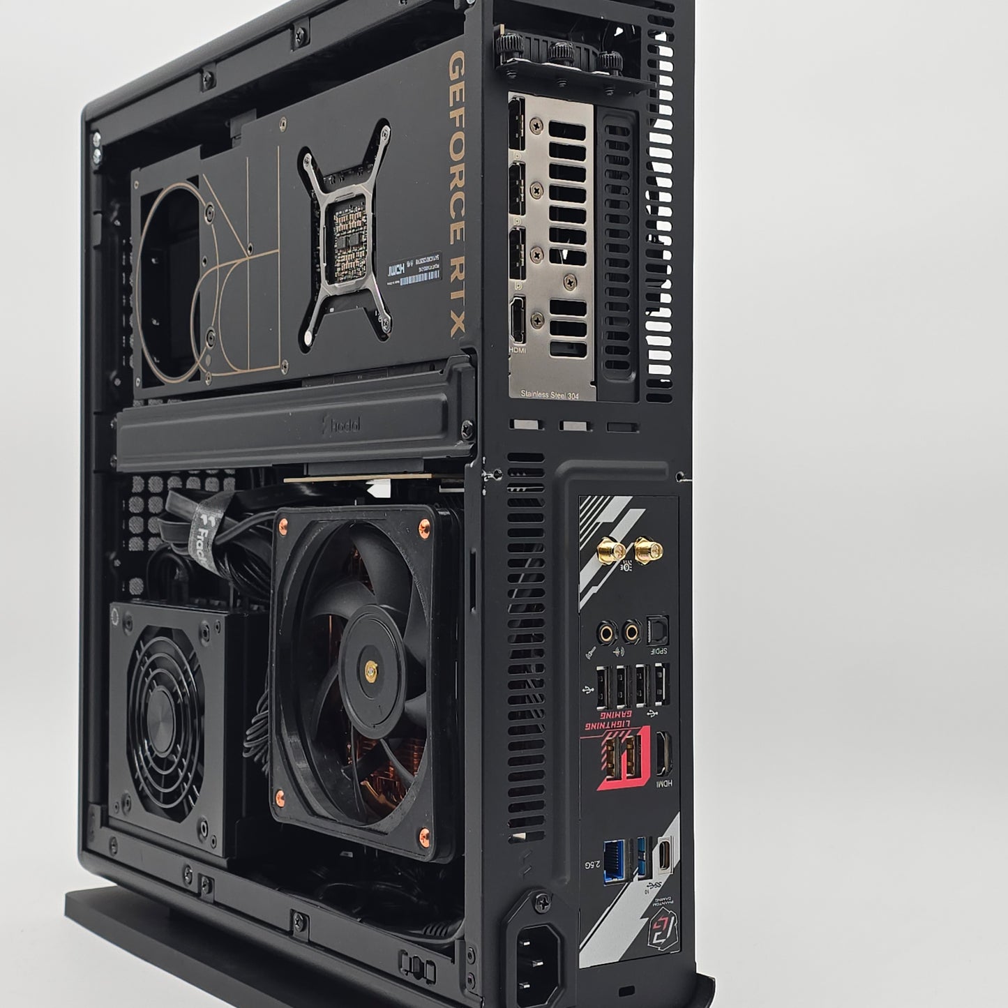 RTX 4080 Super, Ryzen 7 9700X, 32GB DDR5, Fractal Design Ridge Custom Mini-ITX Gaming PC