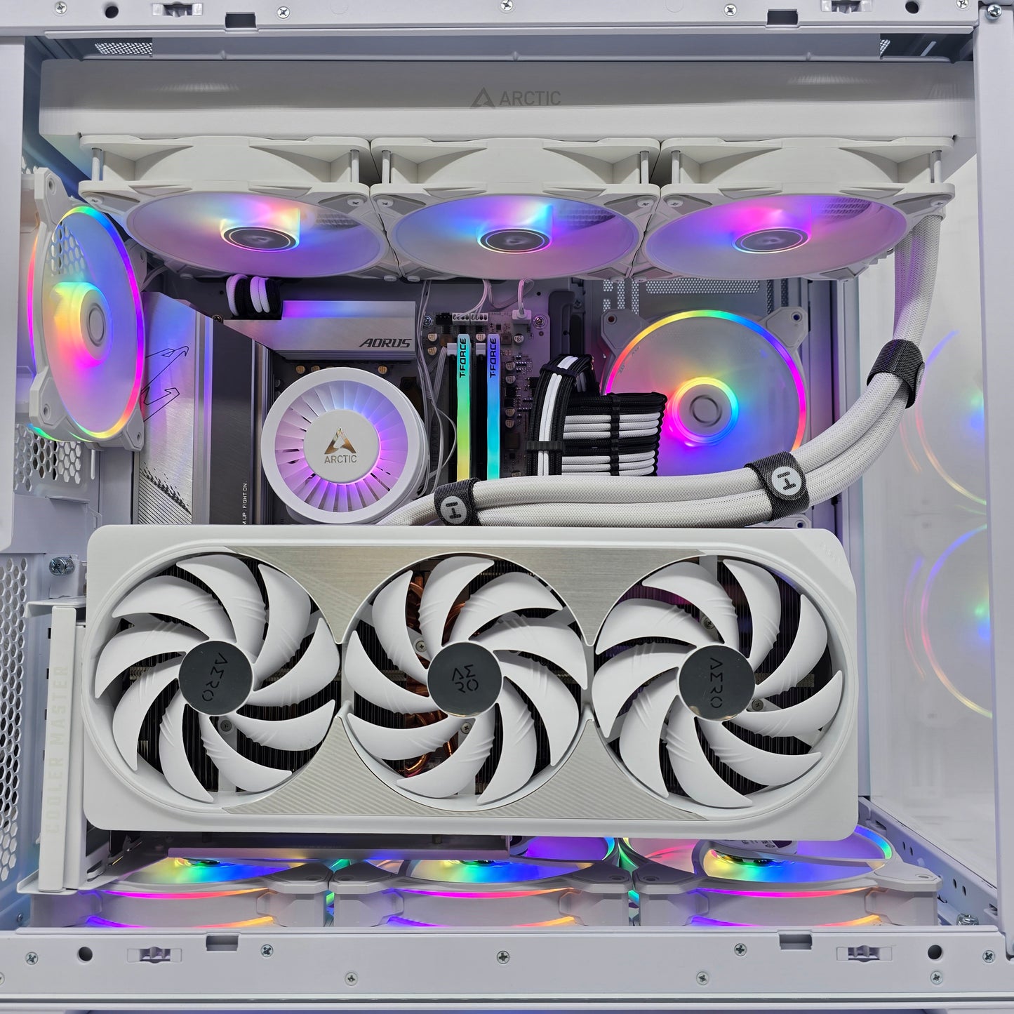 RTX 4090, Ryzen 9 7900X3D, 4TB NVMe, 32GB DDR5, Custom Prebuilt Liquid Cooled Gaming PC