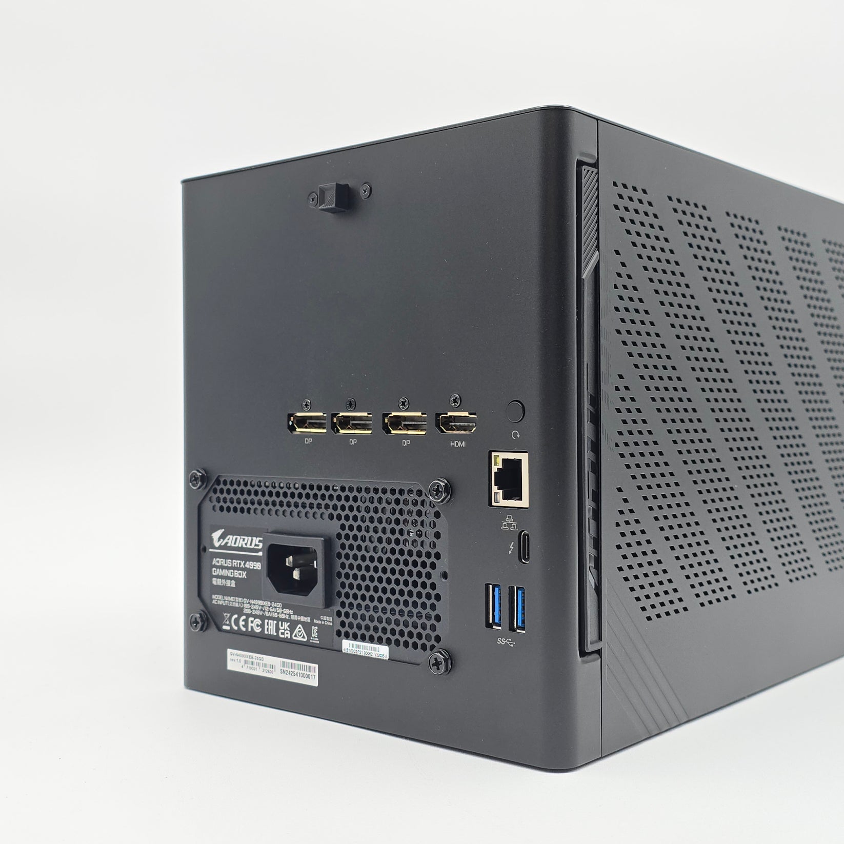 Aorus RTX 4090 Gaming Box eGPU, WATERFORCE All-in-One Liquid Cooled – MBPC