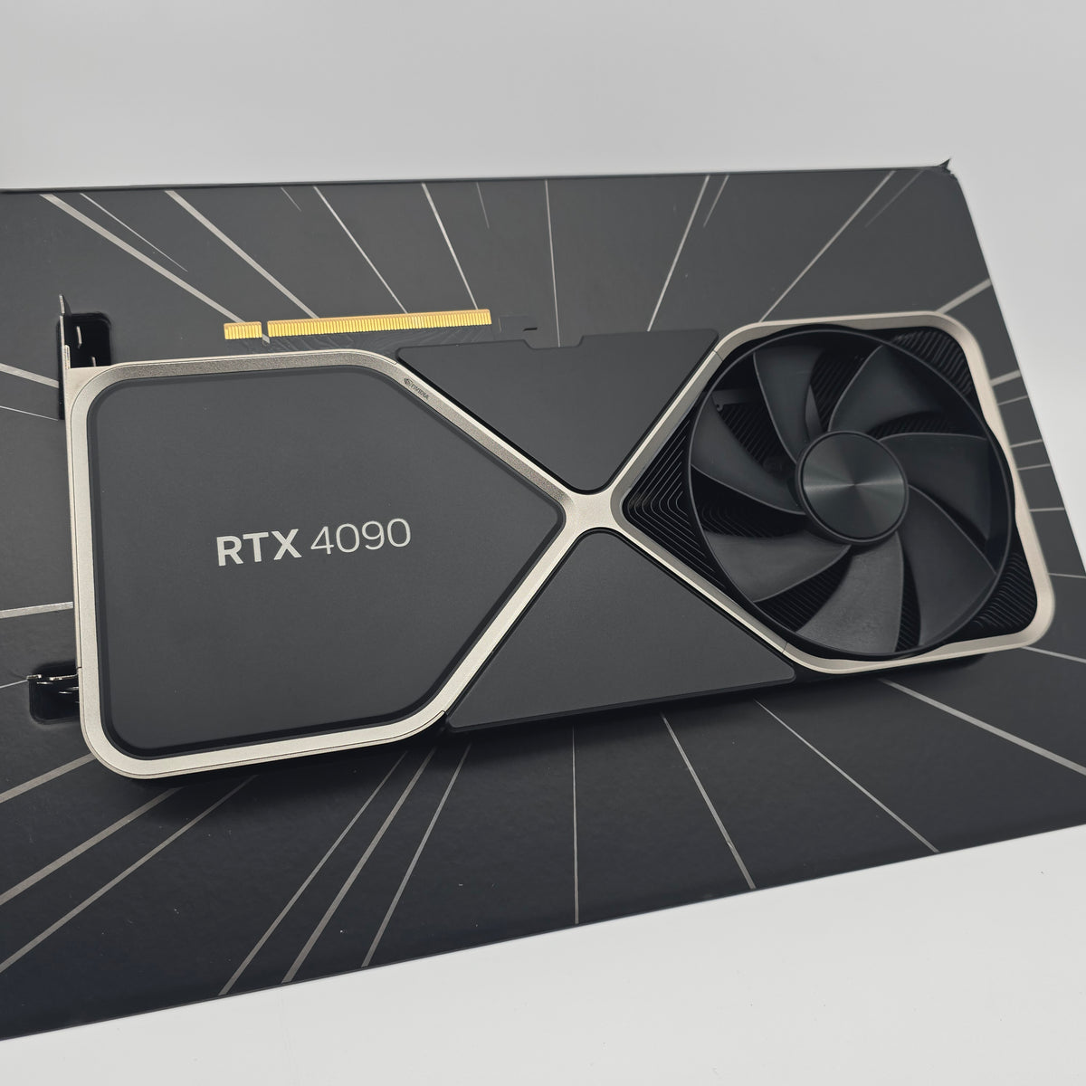 RTX 4090 Founders Edition FE 24GB, NVIDIA Gaming Graphics Card GPU – MBPC