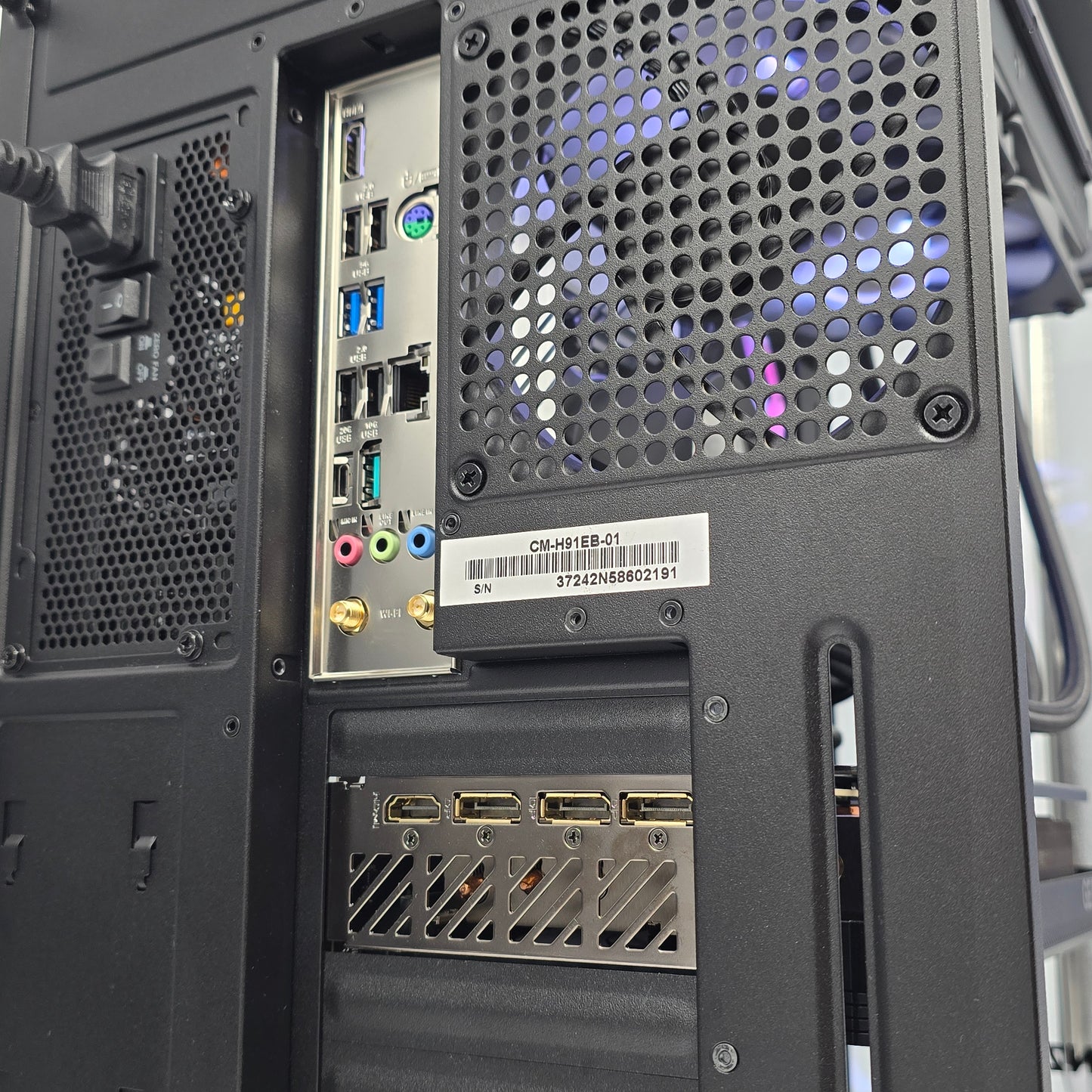RTX 4090, Intel i9-14900KF, 64GB DDR5, 2TB NVMe, Custom NZXT Liquid Cooled Gaming PC