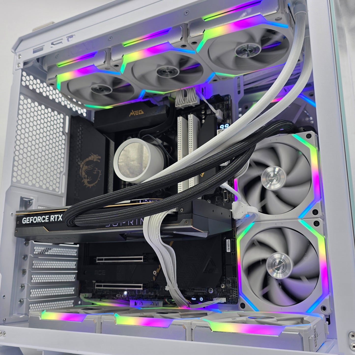 RTX 4090 SUPRIM, Ryzen 9 7900X3D, 64GB DDR5, 2TB NVMe, Custom White High End Liquid Cooled Gaming PC