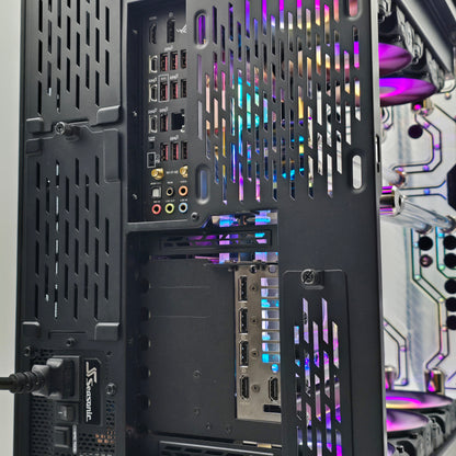 RTX 4090, Ryzen 9950X3D, 96GB DDR5, 4TB NVMe, Custom Liquid Cooled EK Gaming PC