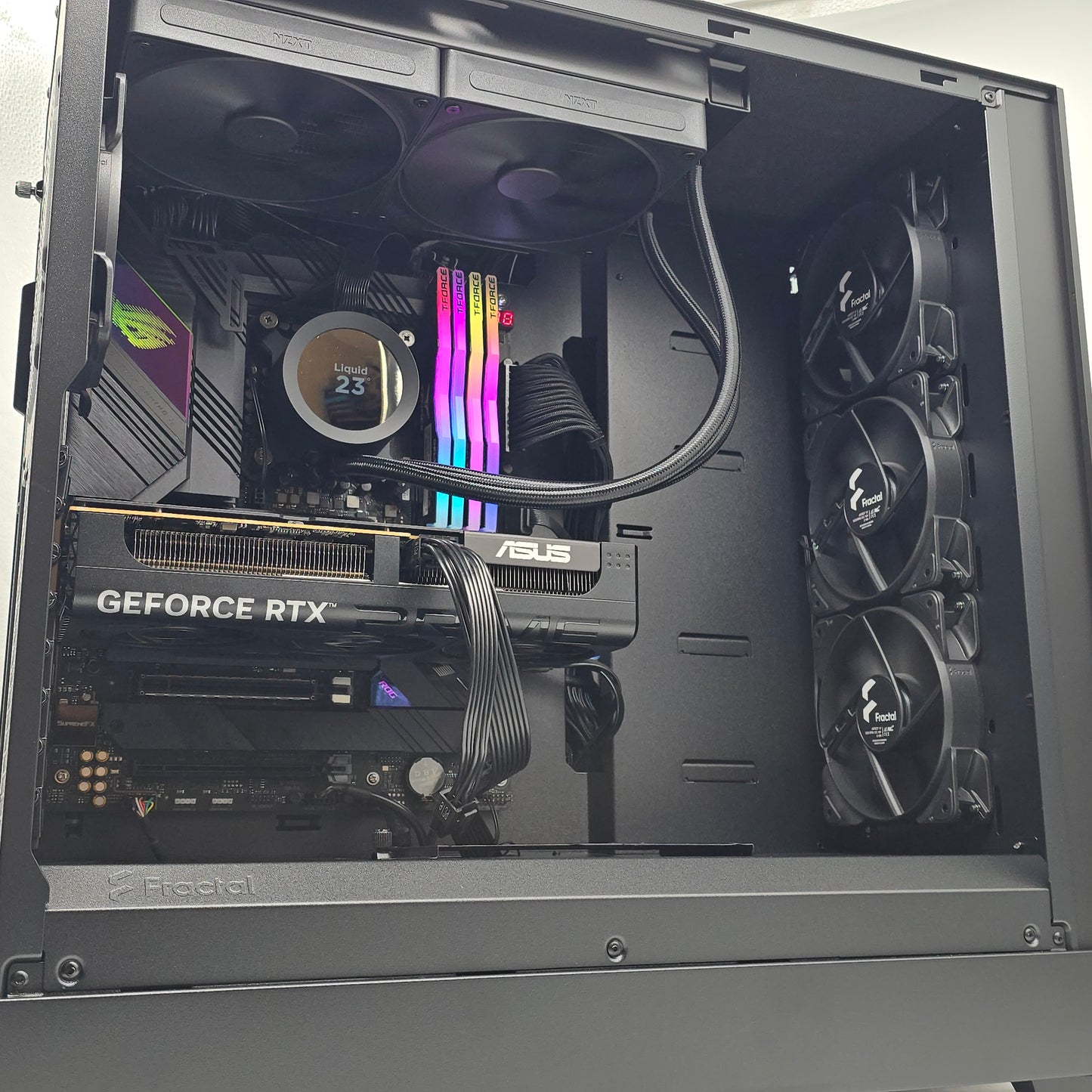 RTX 5060, Intel i9-11900KF, 512GB NVMe SSD, 64GB RAM, Black Liquid Cooled Gaming PC