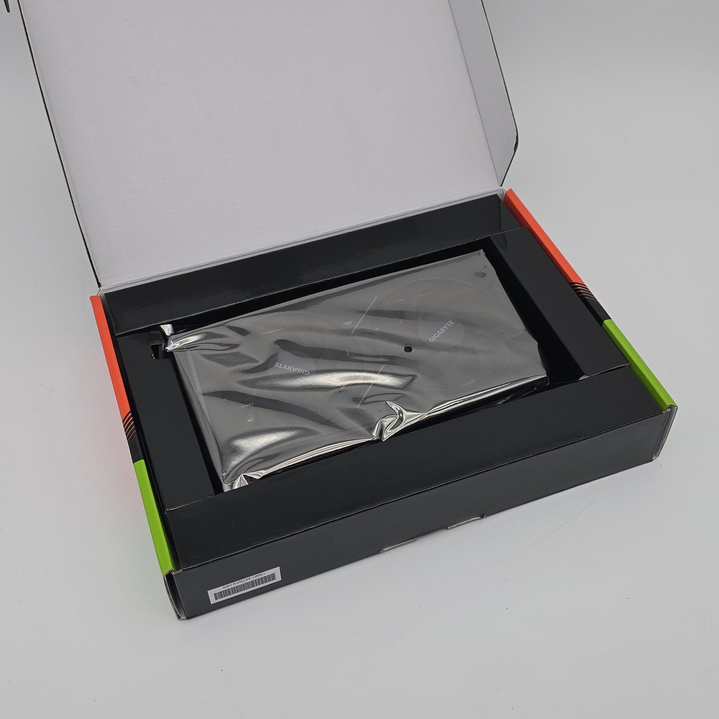 RTX 5060 Ti Gigabyte Gaming OC 8GB, NVIDIA Gaming Graphics Card GPU, 5060Ti