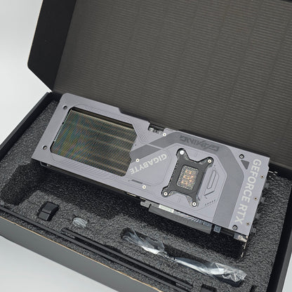 RTX 5070 Gigabyte Gaming OC 12GB, NVIDIA Gaming Graphics Card GPU