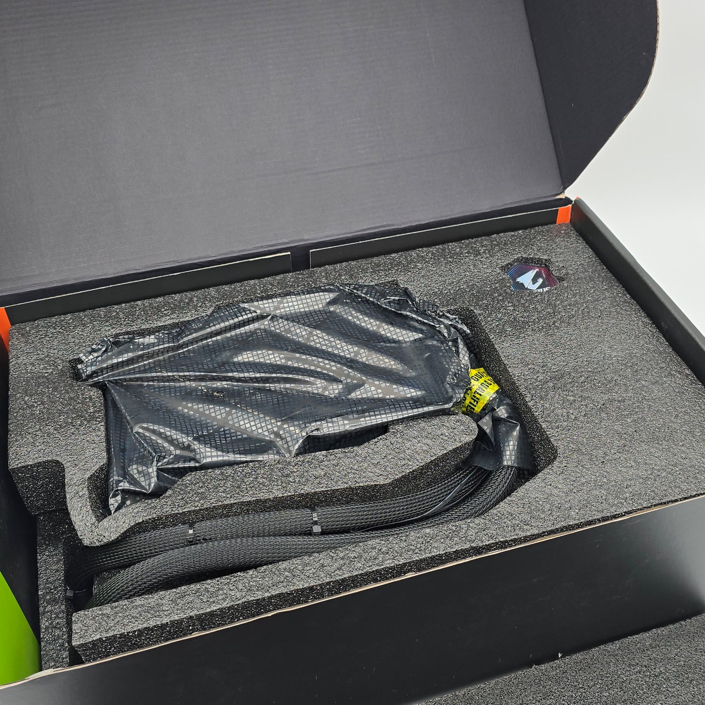 RTX 5080 Gigabyte Aorus XTREME Water Cooled 16GB, NVIDIA Gaming Graphics Card GPU