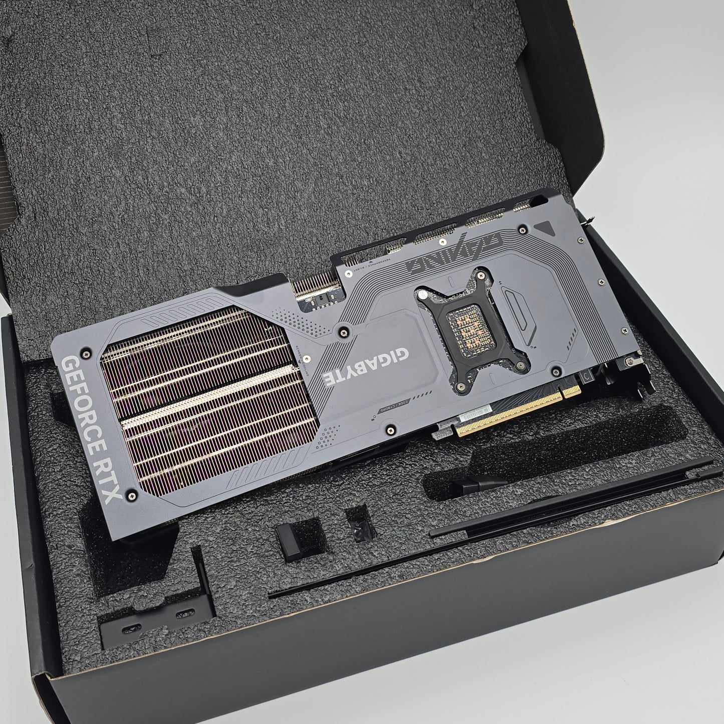 RTX 5080 Gigabyte Gaming OC 16GB, NVIDIA Gaming Graphics Card GPU