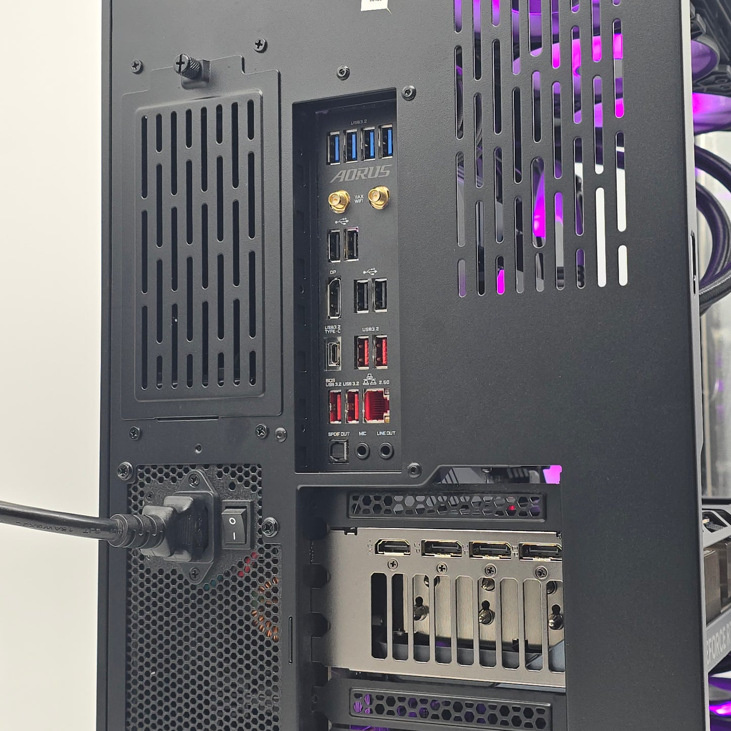 RTX 5080, Intel i9-13900K, 2TB NVMe SSD, 64GB DDR5, Custom Black Liquid Cooled Gaming PC