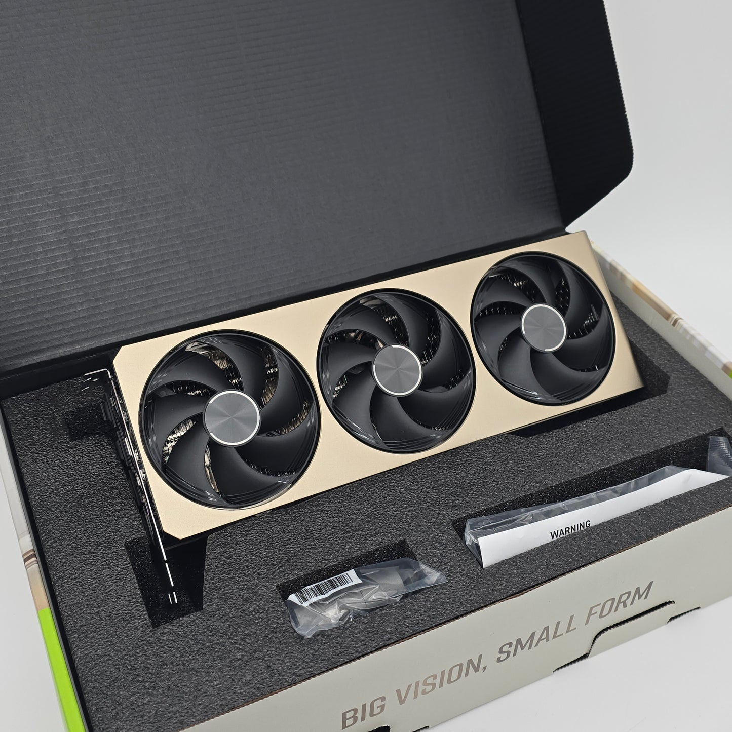 RTX 5080 MSI Inspire 3x OC 16GB, NVIDIA Gaming Graphics Card GPU