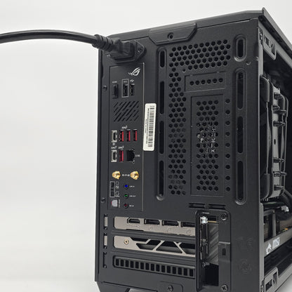RTX 5080, Ryzen 9 7950X3D, 96GB DDR5, 2TB NVMe, Custom Mini-ITX Gaming PC