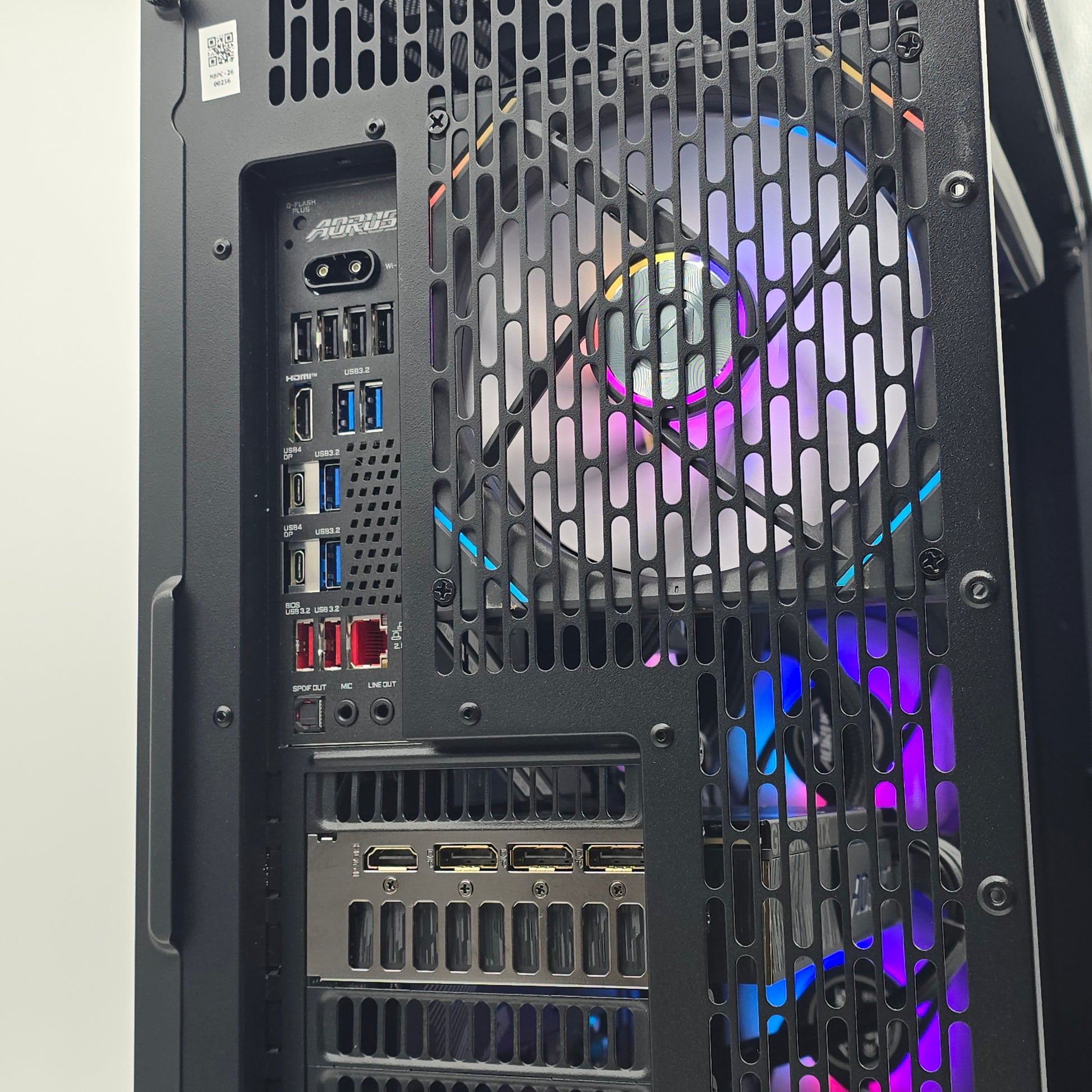 RTX 5080, Ryzen 9800X3D, 1TB NVMe SSD, 32GB DDR5, Custom Liquid Cooled Gaming PC