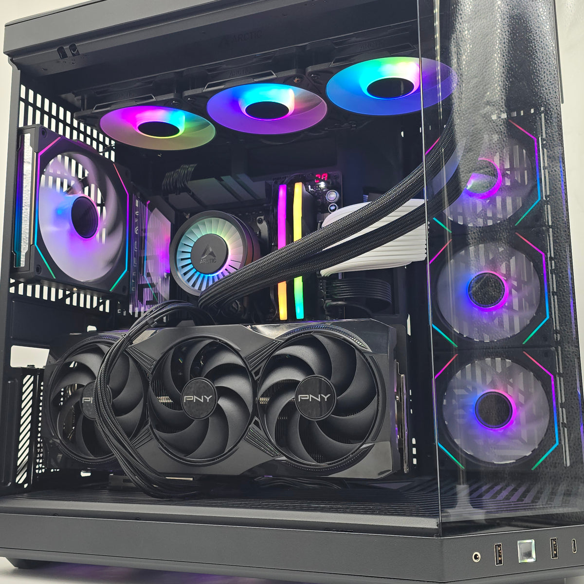 RTX 5080, Ryzen 9800X3D, 2TB SATA SSD, 32GB RAM, Black Liquid Cooled Gaming PC