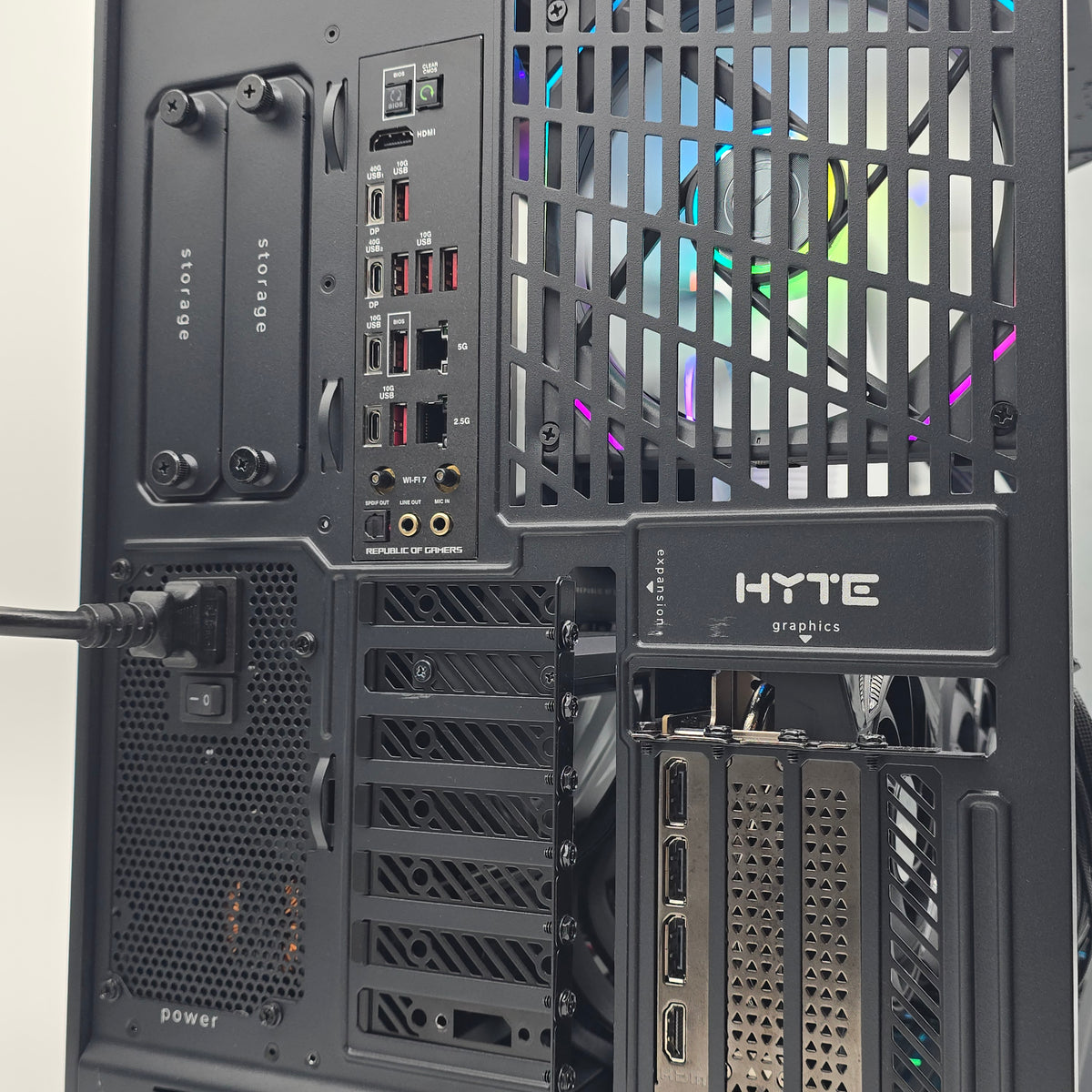 RTX 5080, Ryzen 9800X3D, 2TB SATA SSD, 32GB RAM, Black Liquid Cooled Gaming PC