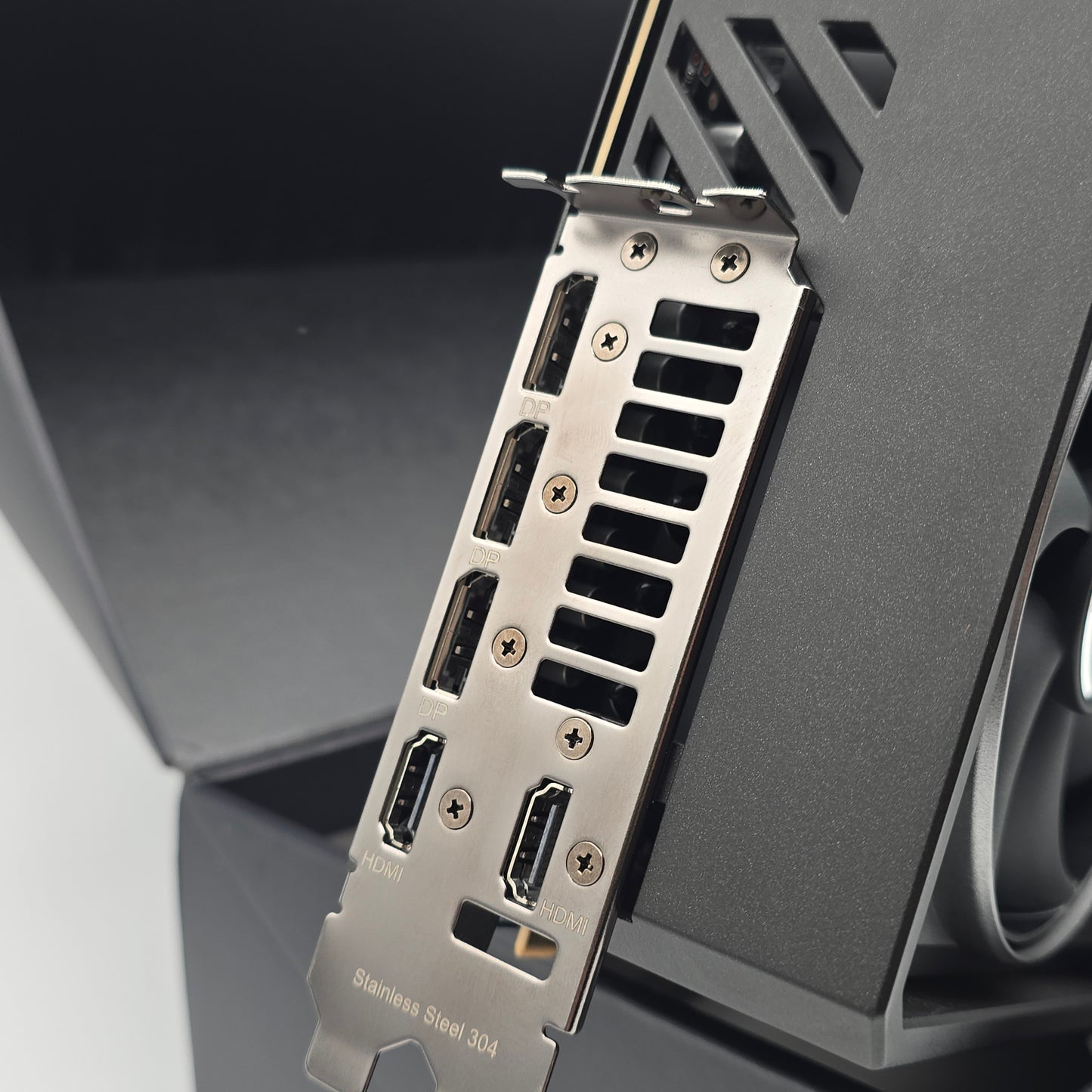 RTX 5090 ASUS ROG ASTRAL OC 32GB, NVIDIA Gaming Graphics Card GPU