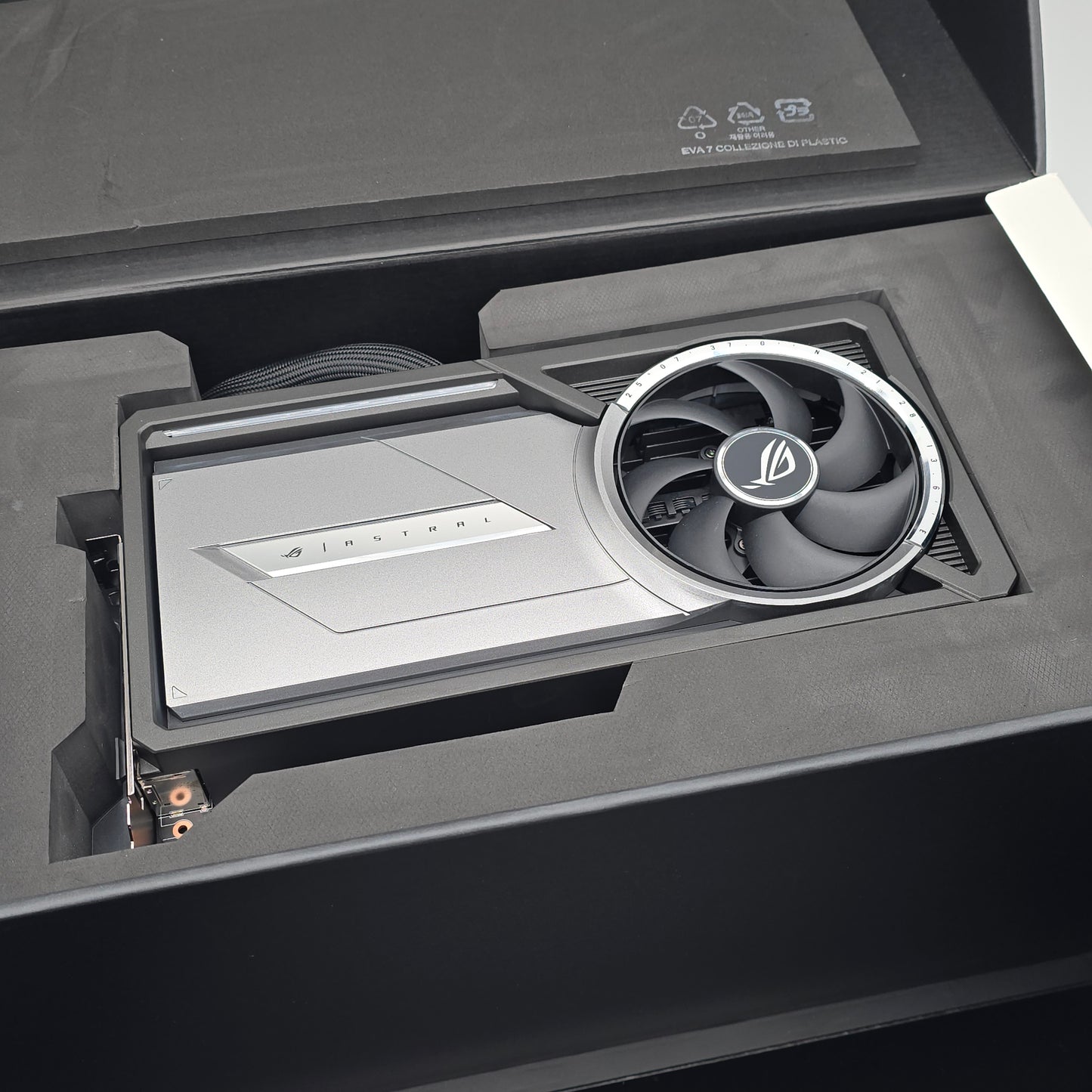 RTX 5090 ASUS ROG ASTRAL LC OC Liquid Cooled 32GB, NVIDIA Gaming Graphics Card GPU