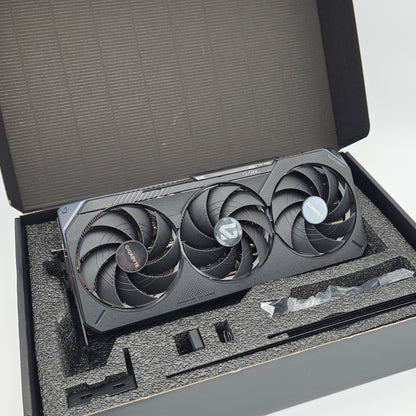 RTX 5090 Gigabyte Gaming OC 32GB, NVIDIA Gaming Graphics Card GPU