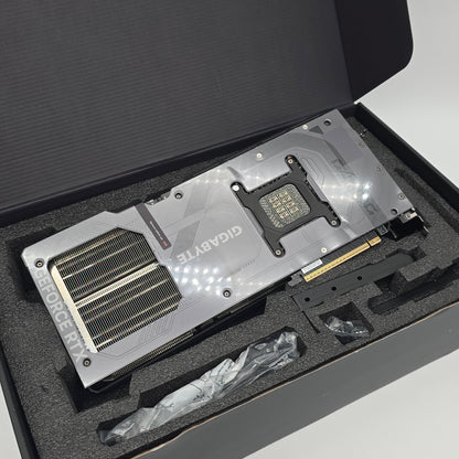 RTX 5090 Gigabyte Gaming OC 32GB, NVIDIA Gaming Graphics Card GPU