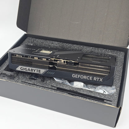 RTX 5090 Gigabyte Windforce OC 32GB, NVIDIA Gaming Graphics Card GPU