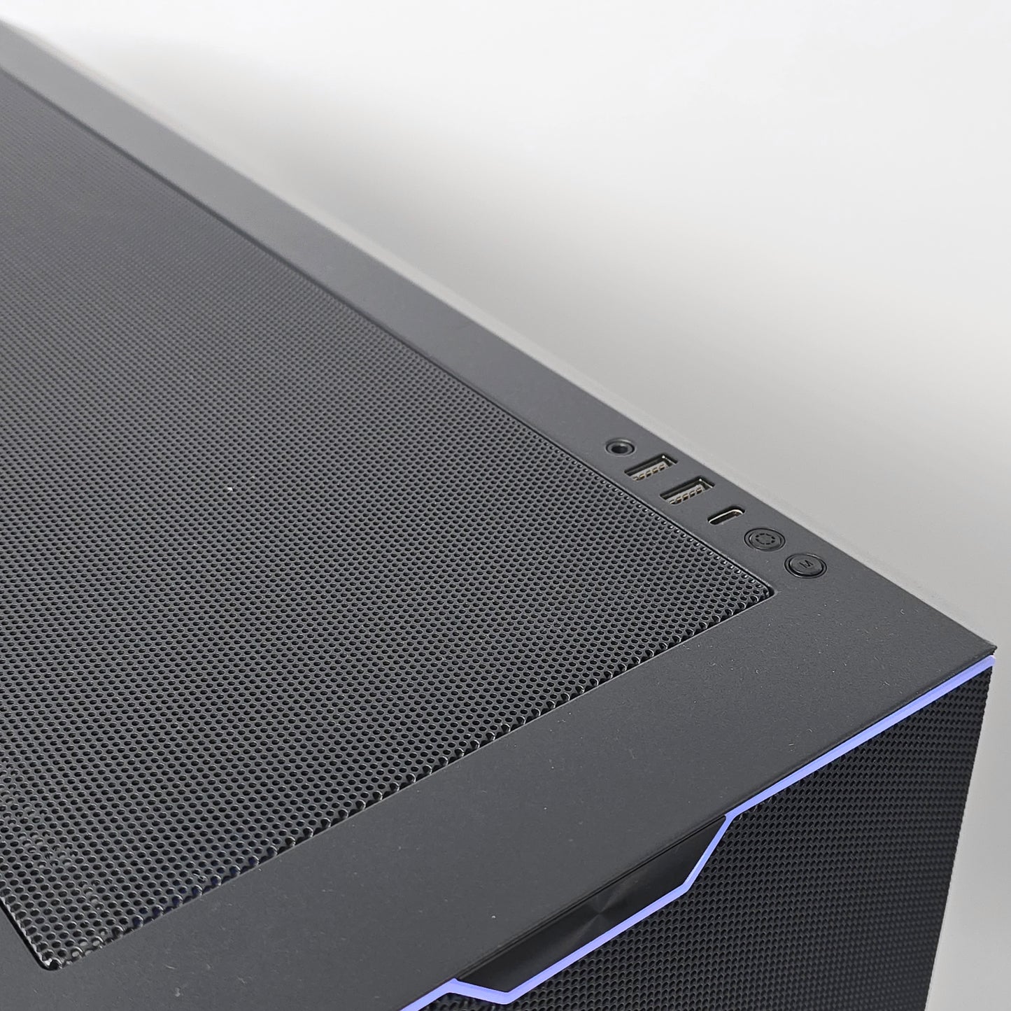 RTX 5090, Intel i9-14900KS, 48GB DDR5, 4TB, ROG STRIX APEX, Custom Black Liquid Cooled Gaming PC